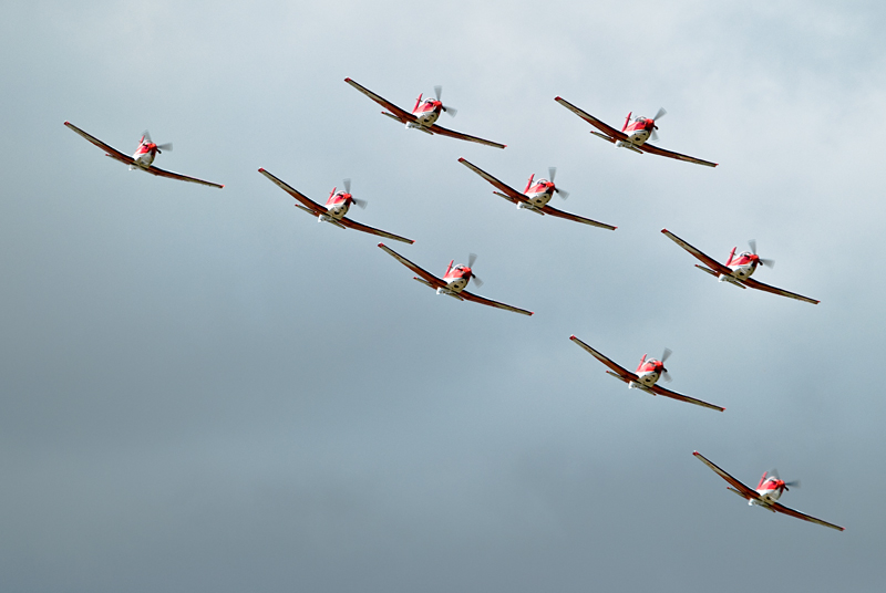 134_Fairford RIAT_PC-7 Team na Pilatus PC-7.jpg